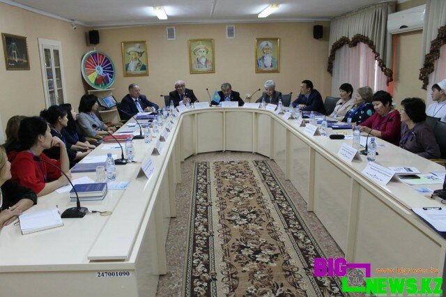 Обсуждены проблемные вопросы и будущее подготовки кадров охраны общественного здоровья
