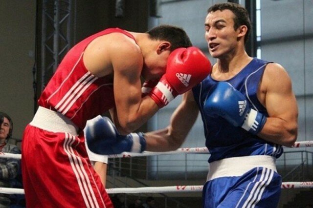 Альжанов уступил в финале чемпионата Азии по боксу