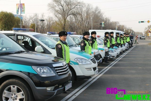 Ұлттық ұлан сарбаздары Алматы облысында патрульдеу жұмыстарын жүргізеді.